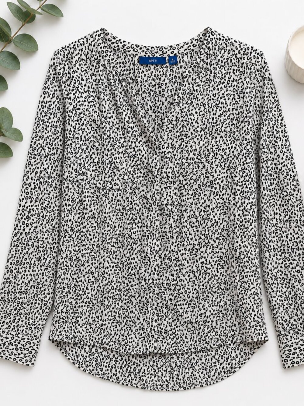 APT. 9 Leopard Print Blouse Size Medium Like New Long Sleeve Top